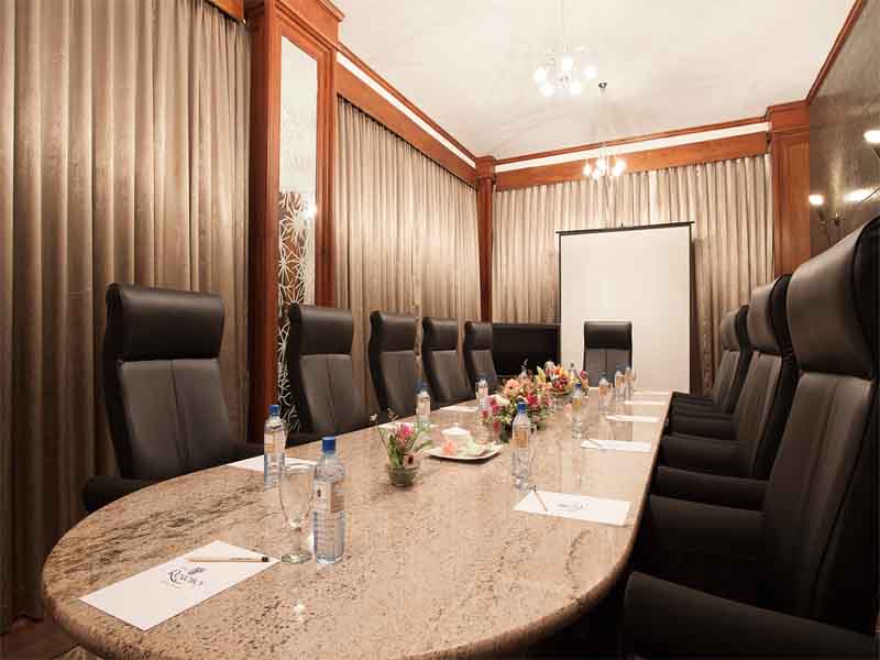 Earls Regency Kandy Conference Room